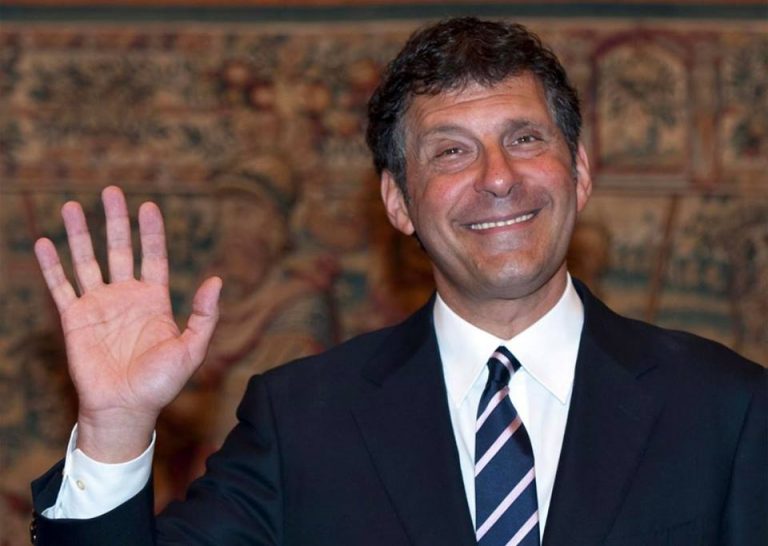 Fabrizio Frizzi Saluta