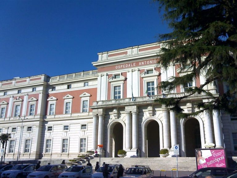 Neonata morta a Napoli