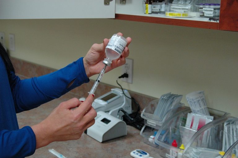 Vaccini obbligatori, in arrivo a Napoli una maxi campagna vaccini obbligatori