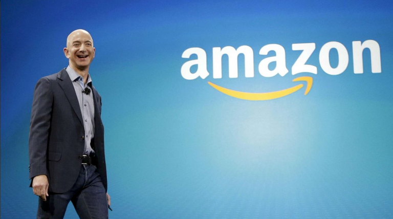 Amazon, Jeff Bezos nuovamente incoronato come uomo più ricco al mondo