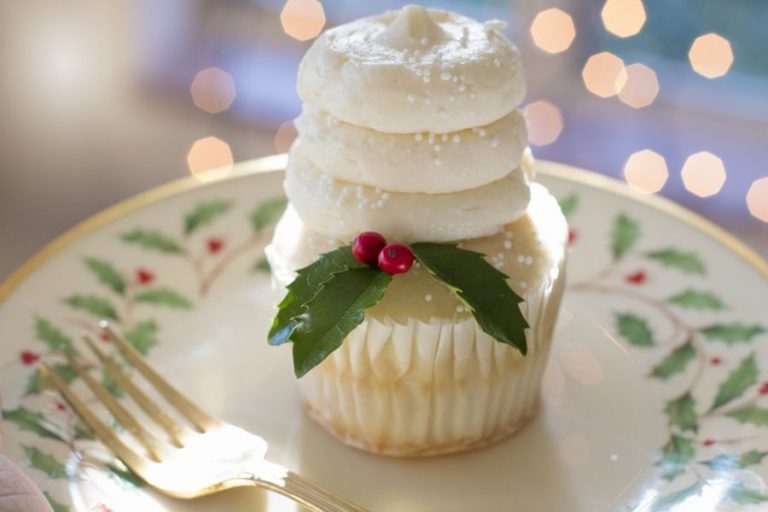 Servizi di piatti: i migliori da acquistare per Natale Servizi di piatti