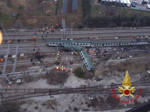 Treno deragliato Milano