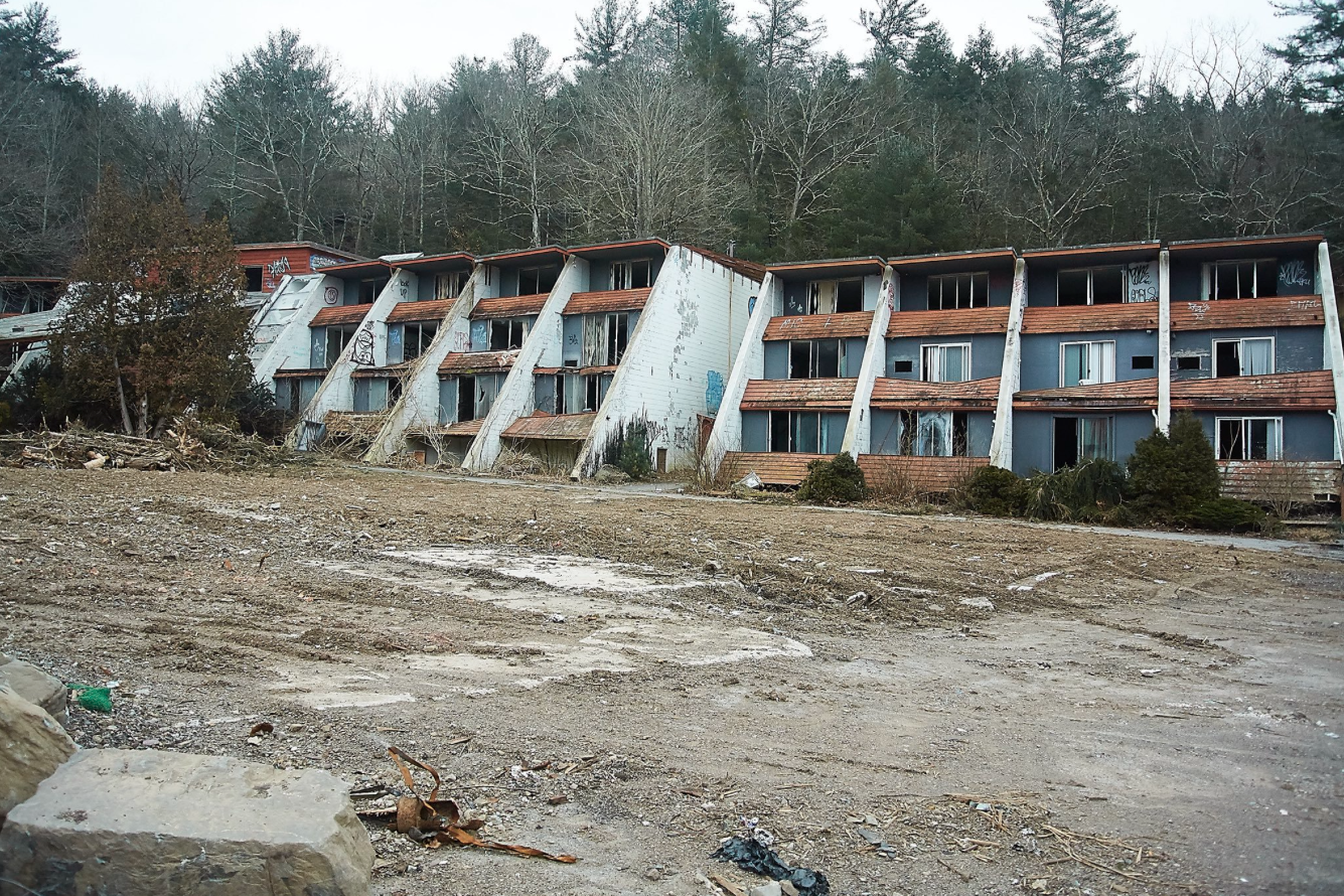 resort abbandonati