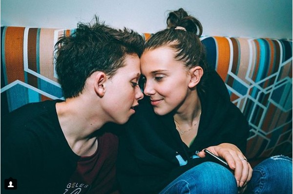 Millie e fidanzatino