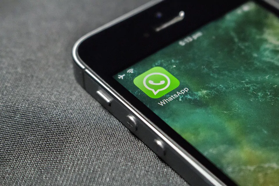 Whatsapp, nuova funzione: trillo per chi ignora i messaggi
