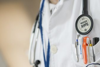 Cosa comporta la prostata ingrossata: cause, sintomi e cure