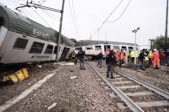 treno deragliato