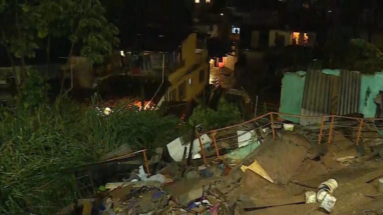 Terribile tempesta a Belo Horizonte distrugge tuttoBrasile, tempesta a Belo Horizonte distrugge tutto Belo Horizonte