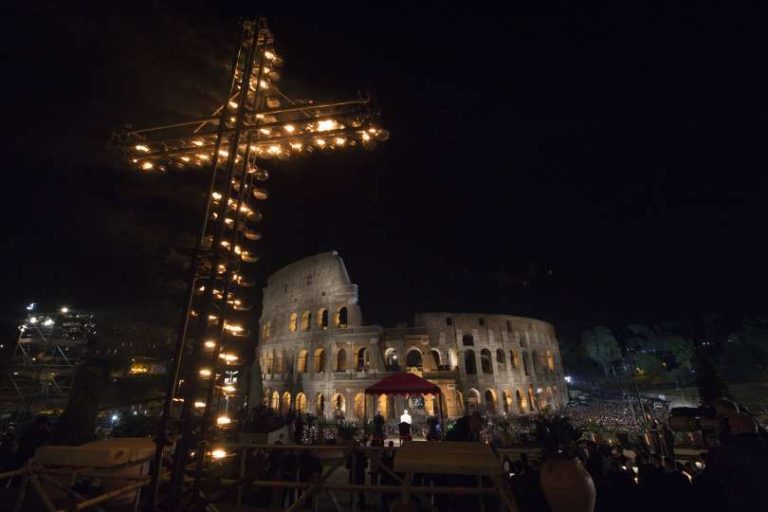 Via Crucis Via Crucis