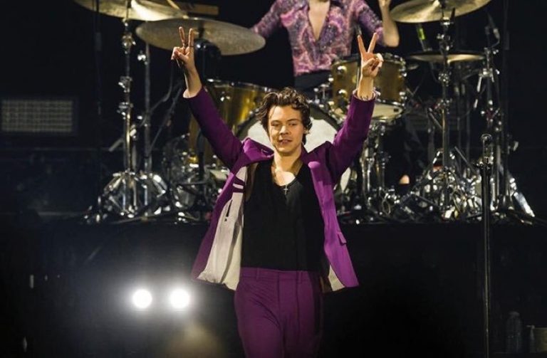 Harry Styles live