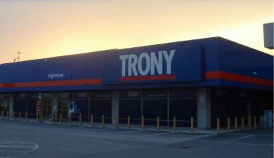 trony