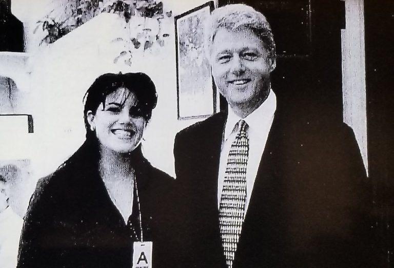 Politici finiti nei guai: da Bill Clinton a Sarkozy