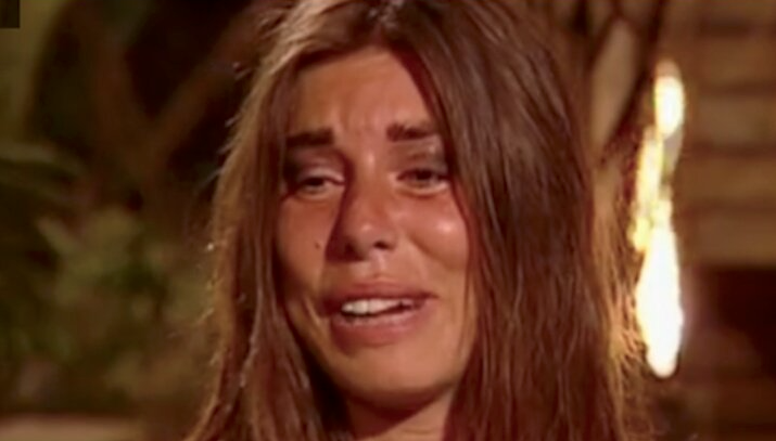 Bianca in lacrime