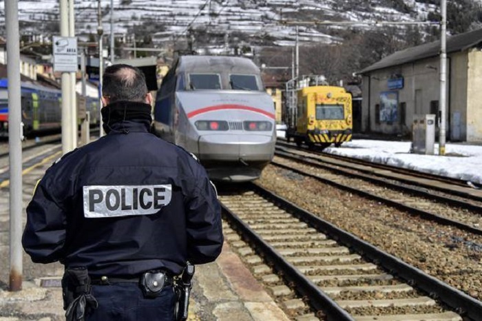 police 2 police