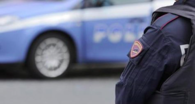 32enne arrestata per aver cercato di strangolare la figlia