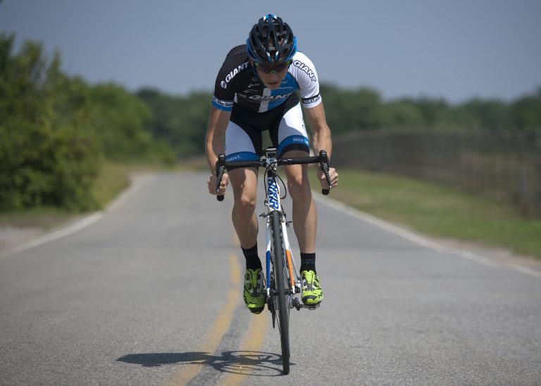 Abbigliamento ciclismo: tutto il materiale necessario Abbigliamento ciclismo