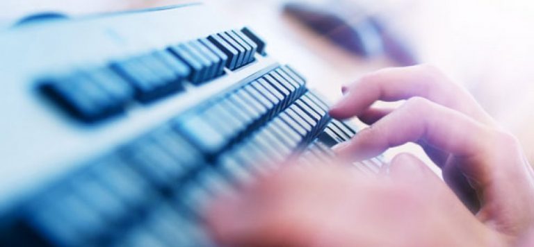 lavoro_internet Ridurre le 8 ore di lavoro