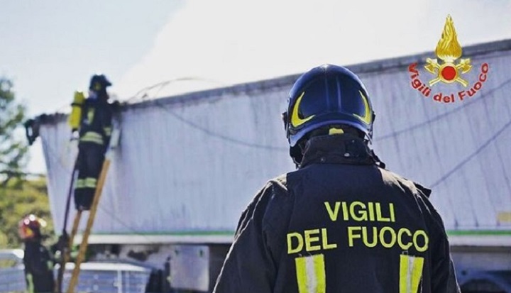 vigili del fuoco vigili del fuoco