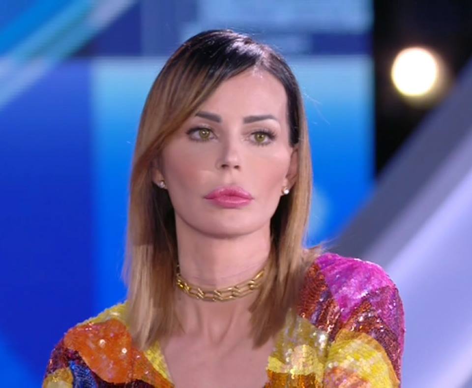 Nina Moric6