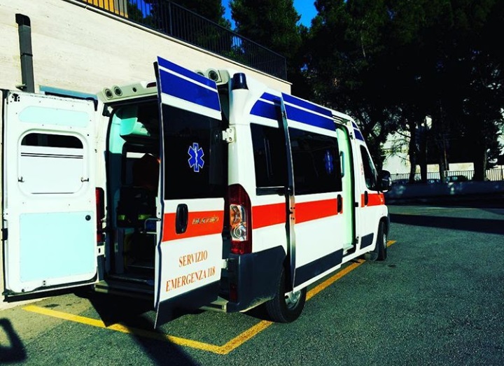 ambulanza ambulanza