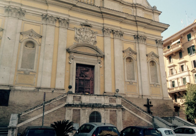 bomba in chiesa