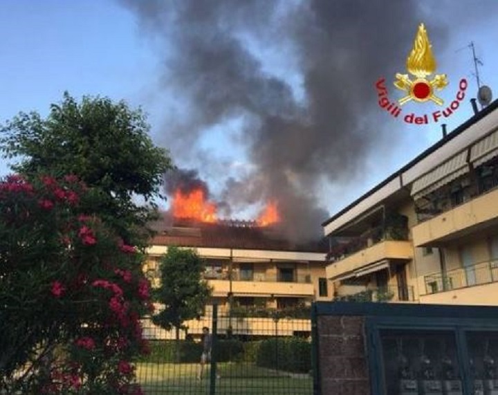 incendio arese