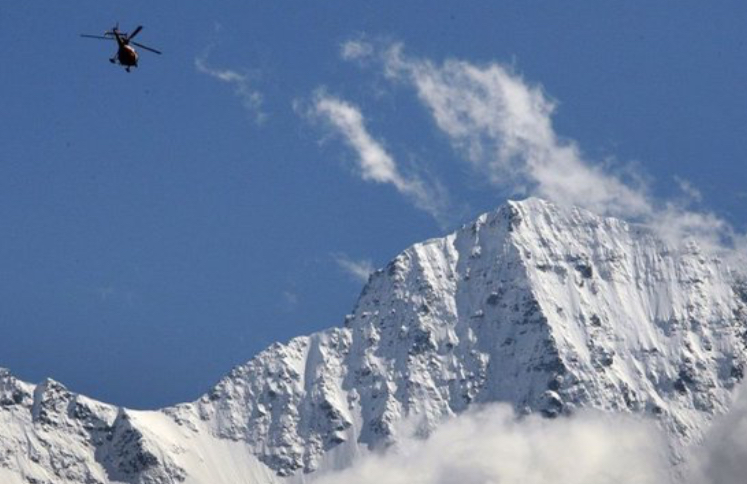 Precipita aereo da turismo, quattro morti Precipita aereo da turismo, quattro morti