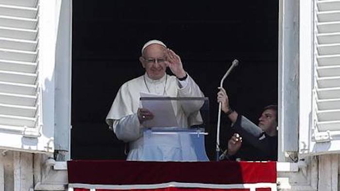 Papa incoraggia i brasiliani