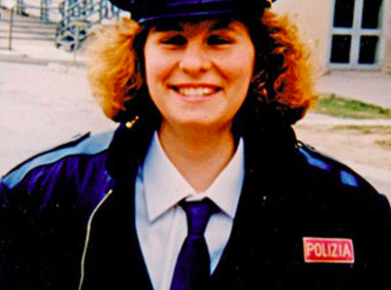 Emanuela Loi, prima poliziotta morta in servizio in Italia Emanuela Loi, prima poliziotta morta in servizio in Italia