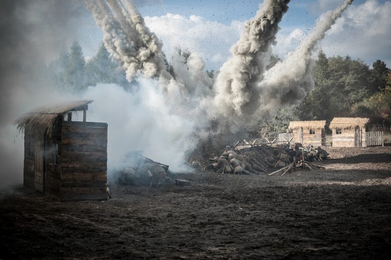 Filippine, esplode un'autobomba