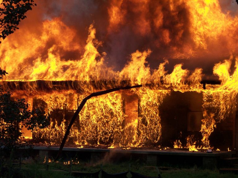 Incendi in Grecia, nella regione di Rafina