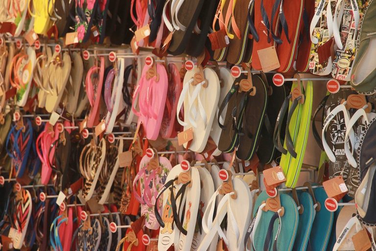 Havaianas da uomo.