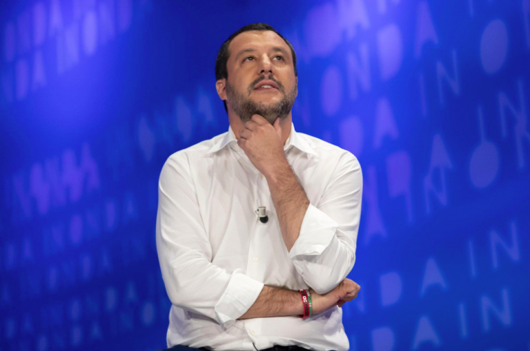 Sì al sequestro dei conti della Lega