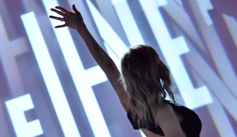 Iene, Ilary Blasi forse lascia la conduzione Iene, Ilary Blasi forse lascia la conduzione