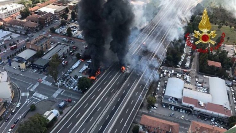 incidente Bologna A14