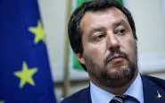 Salvini risponde alla Cei: "Io stipendiato dagli Italiani"