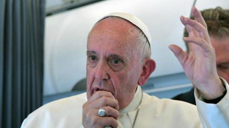 Papa Francesco su abusi: "Frutto di voragine di spirito"