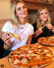 Chiara Ferragni pizza intera