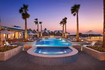 Island Resort Doha by Anantara
