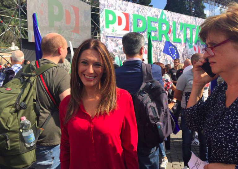 Pina Picierno, tweet su sussidi e condoni