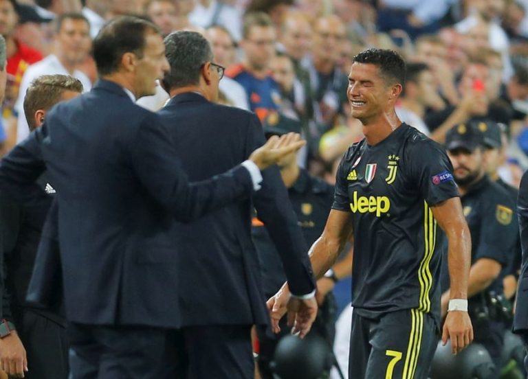 Ronaldo esce in lacrime