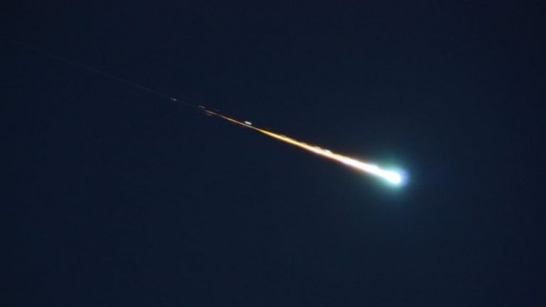 bolide luminoso