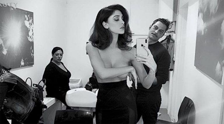 Belen in topless