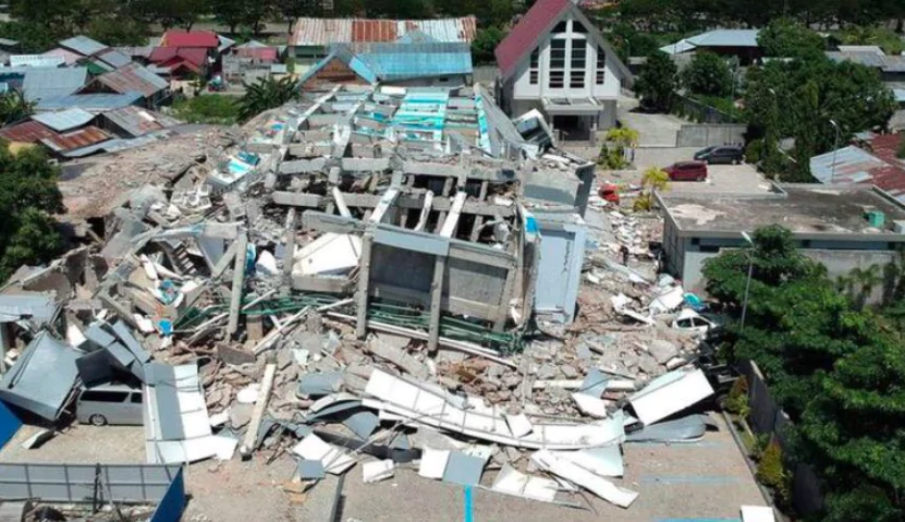 Indonesia, terremoto e tsunami