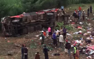 Kenya, 50 morti per autobus in un fosso