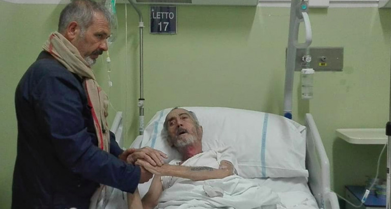 Napoli, detenuto malato di cancro