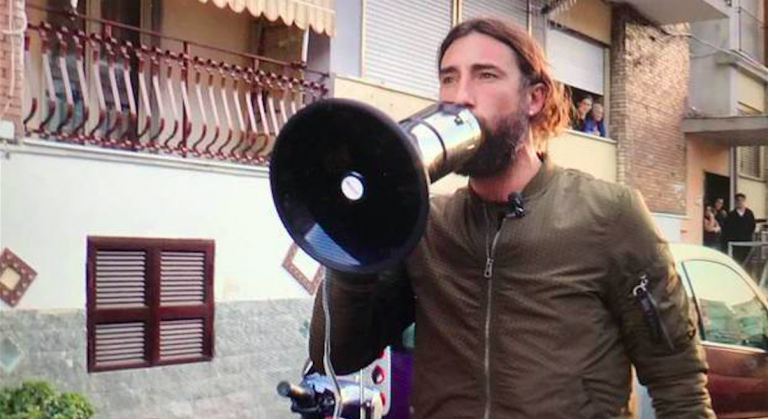 aggredito brumotti 3 arresti
