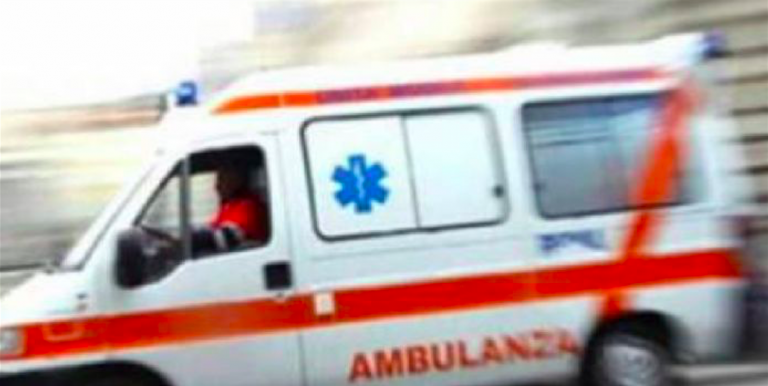 auto pirata uccide 17enne