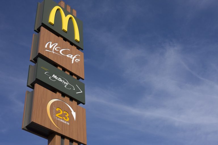 Buono spesa di 50 euro da McDonald's, ma è bufala