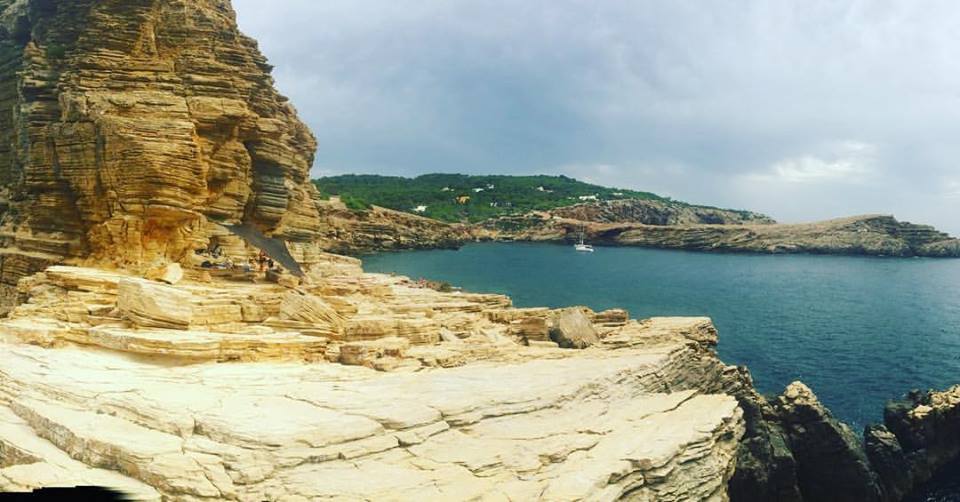 uomo caverna ibiza